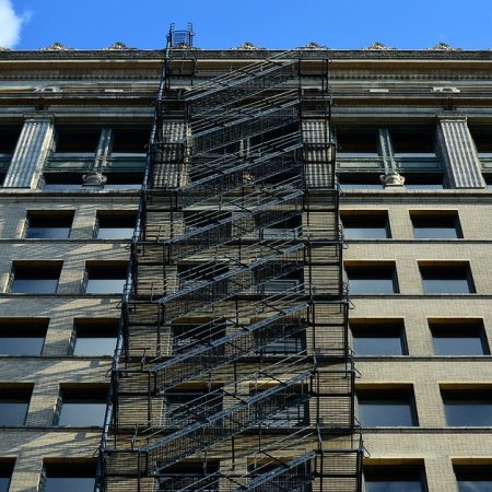 HIGH RISE EVACUATION | SKYSAVER RESCUE BACKPACKS