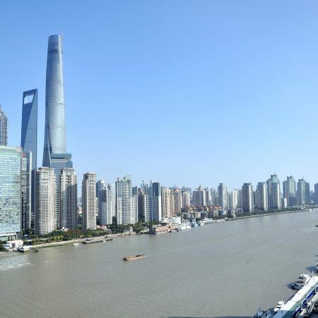 9 AMAZING FACTS ABOUT SHANGHAI TOWER | SKYSAVER RESCUE BACKPACKS